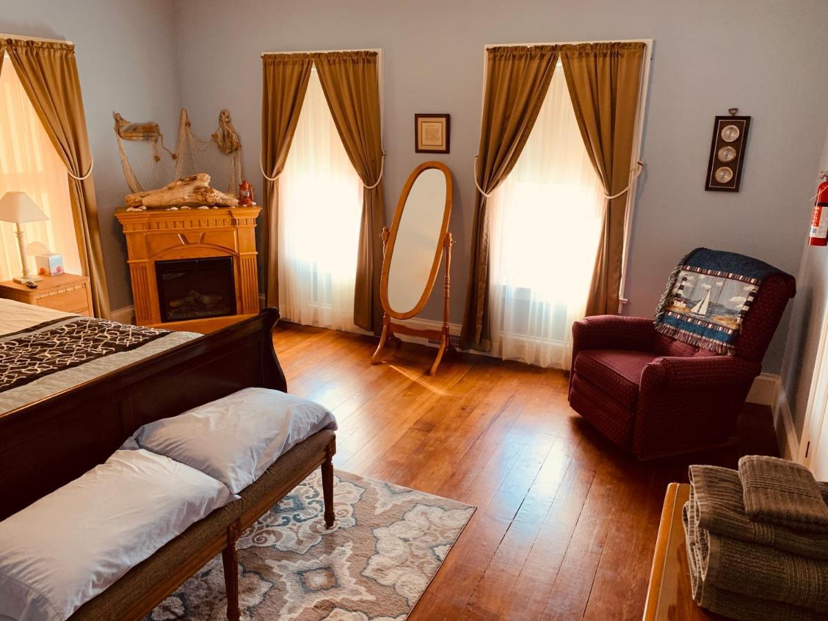 Conneaut Centennial Inn Bed & Breakfast מראה חיצוני תמונה