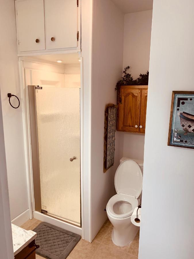 Conneaut Centennial Inn Bed & Breakfast מראה חיצוני תמונה